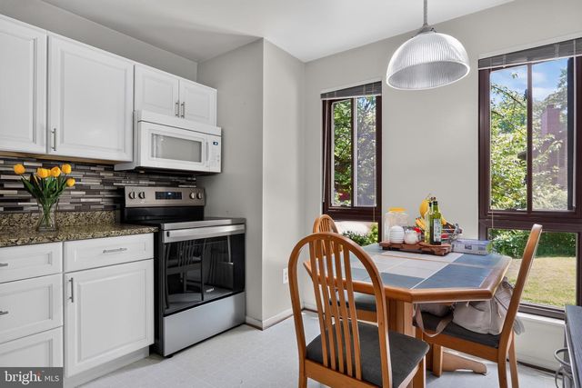 7871 BRIARDALE TER, Rockville, MD 20855