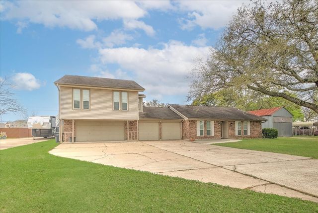 12114 Cherry Point Drive, Dayton, TX 77535