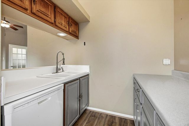 12114 Cherry Point Drive, Dayton, TX 77535