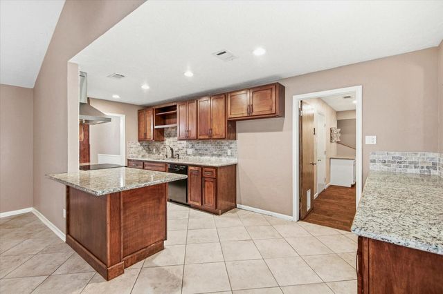 12114 Cherry Point Drive, Dayton, TX 77535