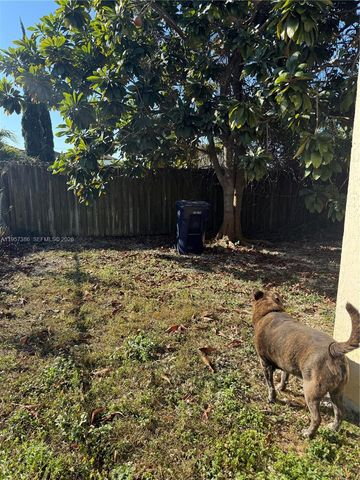 16286 SW 303rd St, Homestead, FL 33033