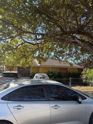 16286 SW 303rd St, Homestead, FL 33033