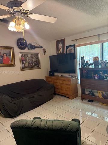 16286 SW 303rd St, Homestead, FL 33033