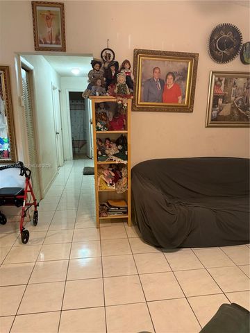 16286 SW 303rd St, Homestead, FL 33033