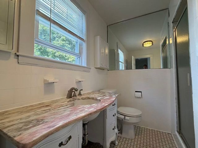 291 Russett Rd, Brookline, MA 02467