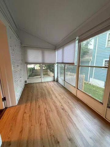 291 Russett Rd, Brookline, MA 02467