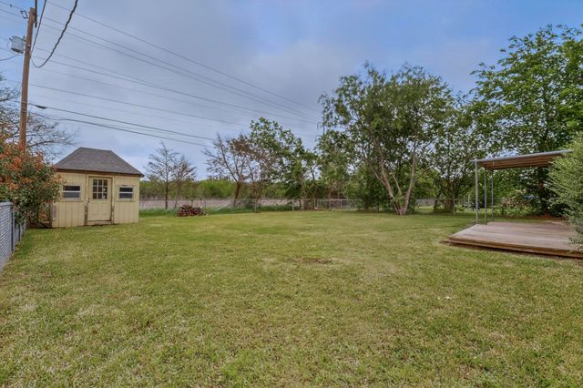 1718 Northwood Boulevard, Corsicana, TX 75110