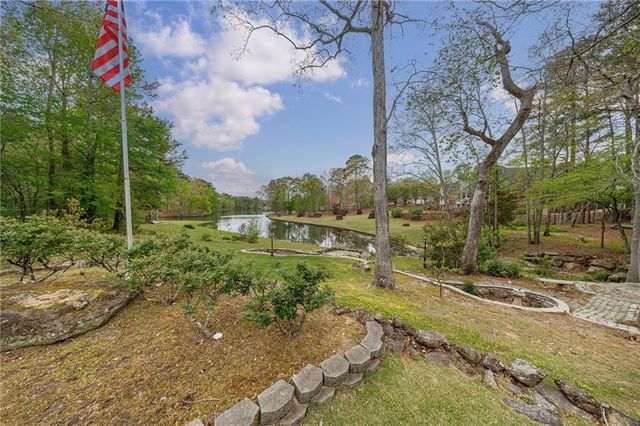 2718 Pitlochry Street SW, Conyers, GA 30094
