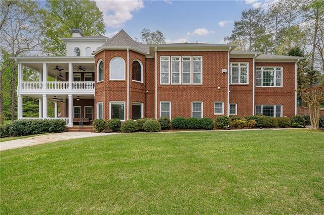 2718 Pitlochry Street SW, Conyers, GA 30094