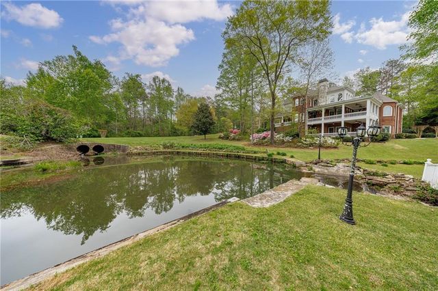 2718 Pitlochry Street SW, Conyers, GA 30094