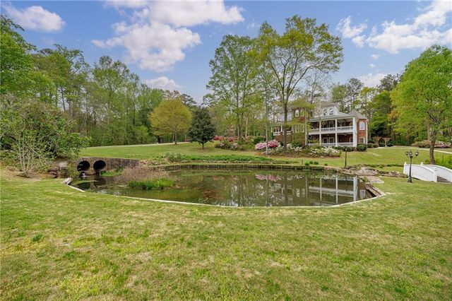 2718 Pitlochry Street SW, Conyers, GA 30094