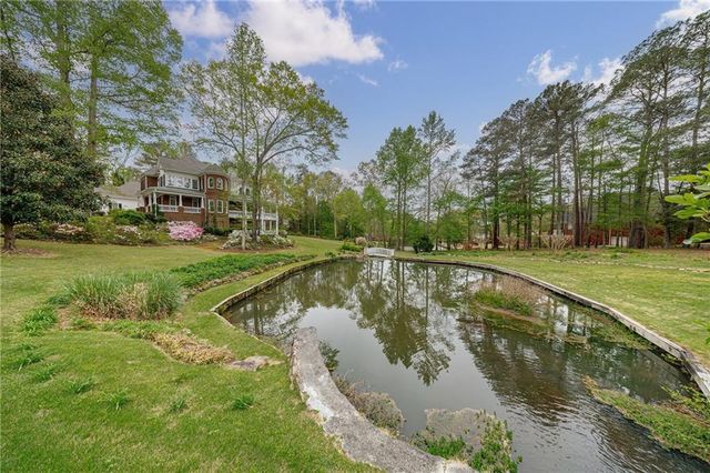 2718 Pitlochry Street SW, Conyers, GA 30094