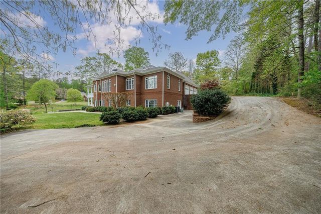 2718 Pitlochry Street SW, Conyers, GA 30094