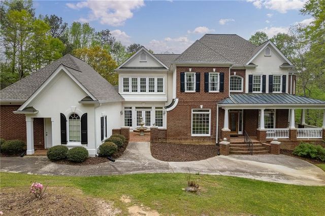 2718 Pitlochry Street SW, Conyers, GA 30094