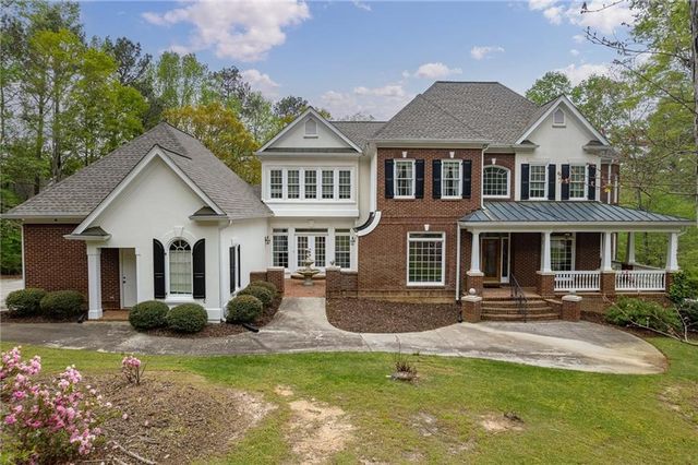 2718 Pitlochry Street SW, Conyers, GA 30094