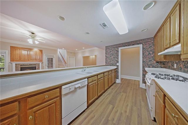 2718 Pitlochry Street SW, Conyers, GA 30094