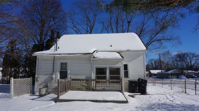 18841 Lathers Street, Livonia, MI 48152