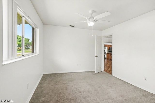 628 SE 21st LN, Cape Coral, FL 33990