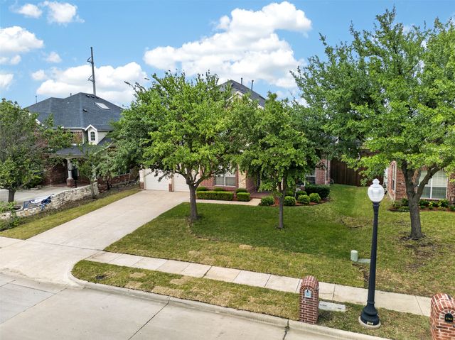 5645 Saint Thomas Drive, Plano, TX 75094