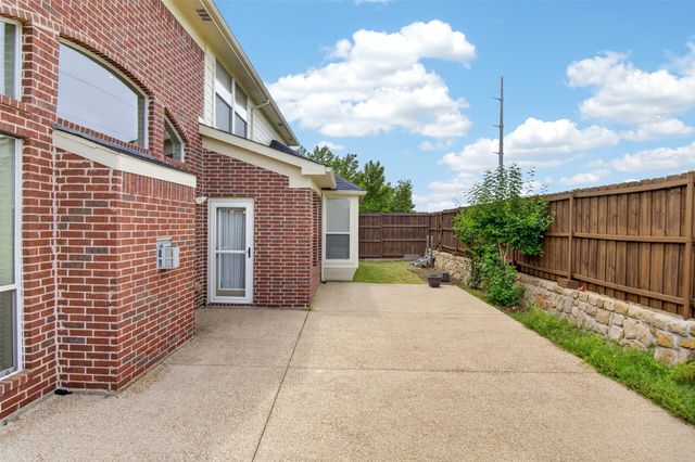 5645 Saint Thomas Drive, Plano, TX 75094