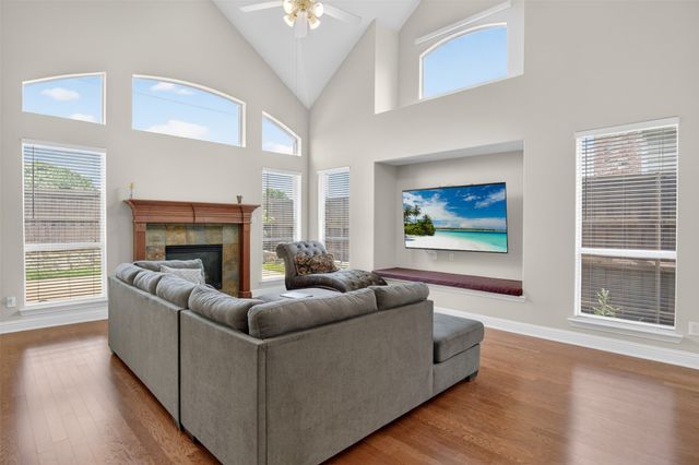 5645 Saint Thomas Drive, Plano, TX 75094