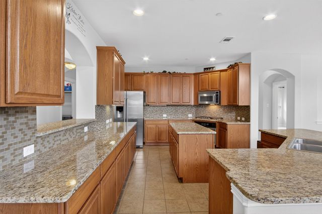 5645 Saint Thomas Drive, Plano, TX 75094