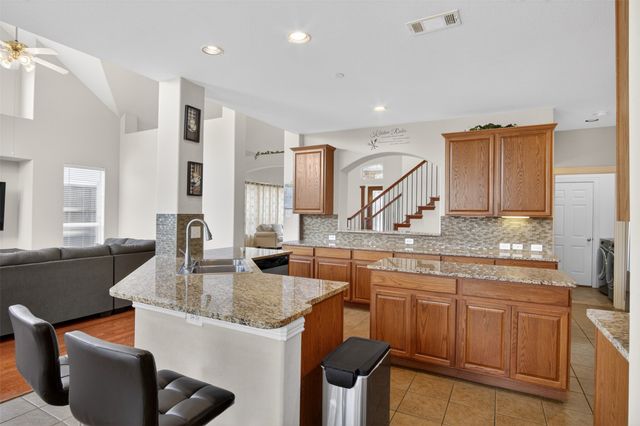 5645 Saint Thomas Drive, Plano, TX 75094