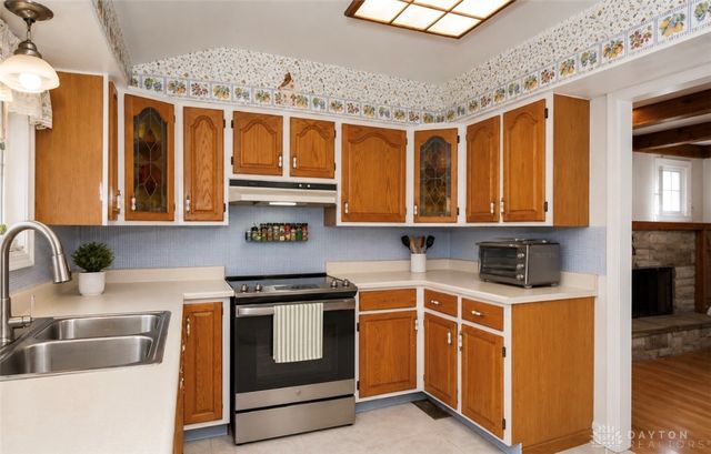 130 Rosewood Drive, Dayton, OH 45415