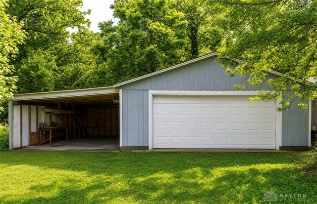 130 Rosewood Drive, Dayton, OH 45415