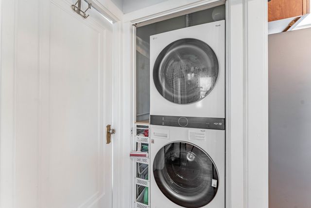 4704 N Kasson Avenue 3, Chicago, IL 60630