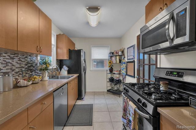 10444 Morross Street, Dearborn, MI 48126
