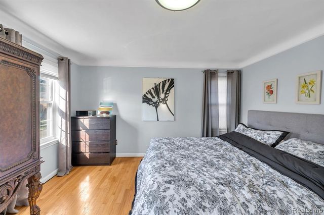 10444 Morross Street, Dearborn, MI 48126