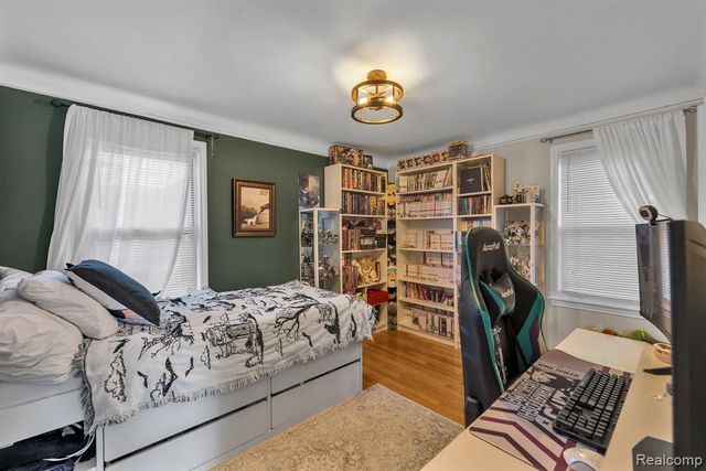 10444 Morross Street, Dearborn, MI 48126