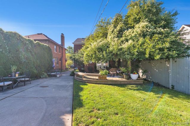 10444 Morross Street, Dearborn, MI 48126