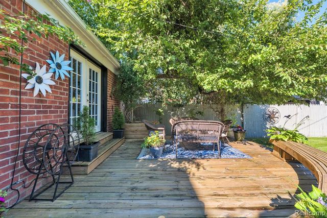 10444 Morross Street, Dearborn, MI 48126