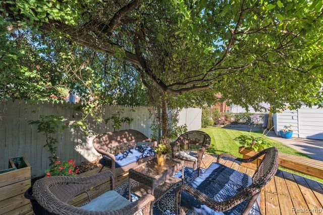 10444 Morross Street, Dearborn, MI 48126