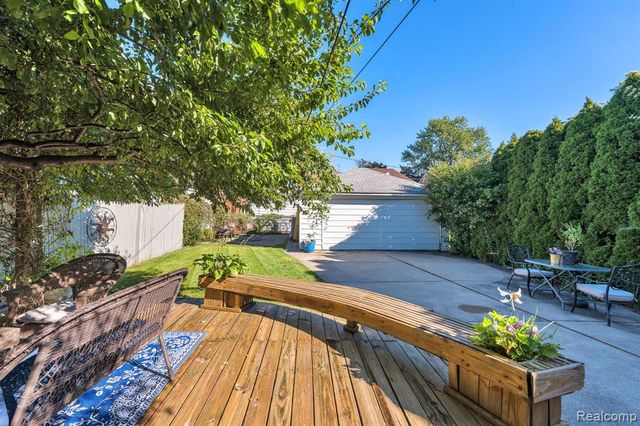 10444 Morross Street, Dearborn, MI 48126