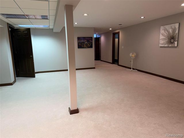 14144 Fairway Street, Livonia, MI 48154