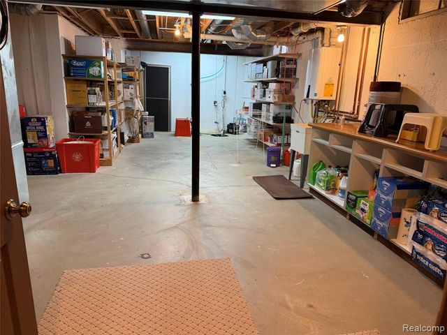 14144 Fairway Street, Livonia, MI 48154