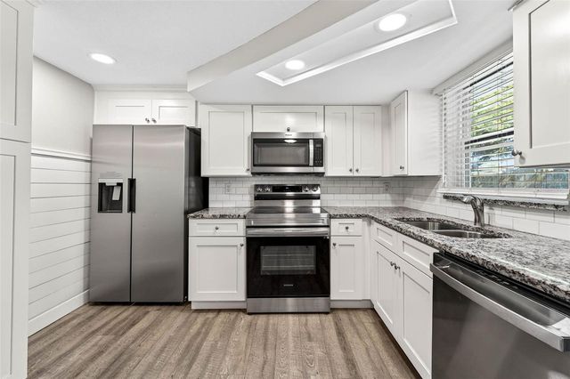 9016 RAINBOW LANE, Port Richey, FL 34668