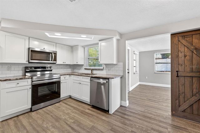 9016 RAINBOW LANE, Port Richey, FL 34668