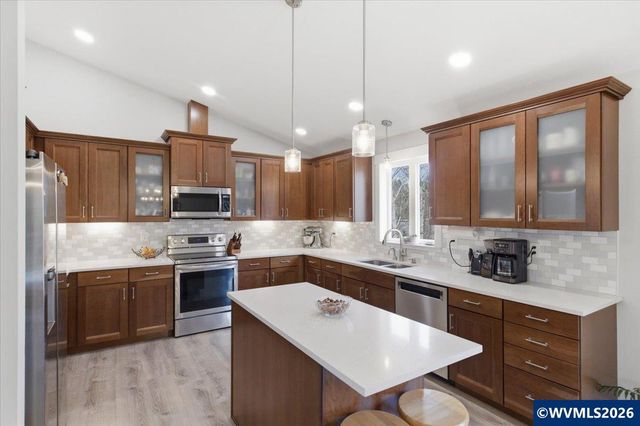 12008 NE Duck Inn Rd, Gervais, OR 97026