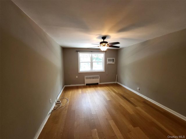 224-23 Kingsbury Avenue B, Oakland Gardens, NY 11364