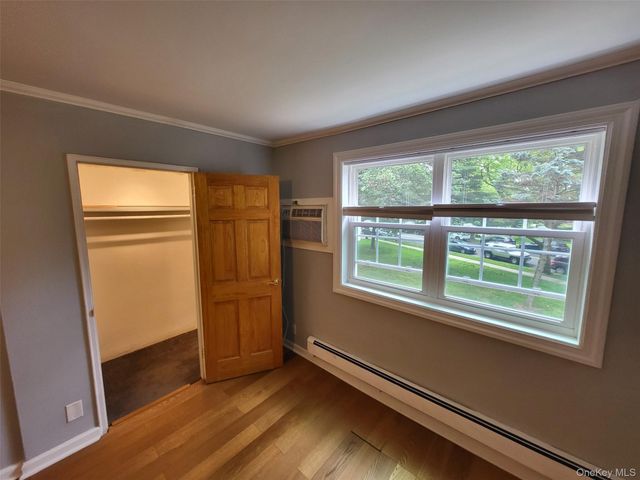 224-23 Kingsbury Avenue B, Oakland Gardens, NY 11364
