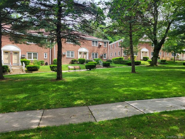 224-23 Kingsbury Avenue B, Oakland Gardens, NY 11364