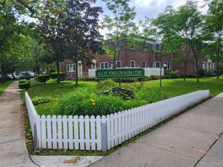 224-23 Kingsbury Avenue B, Oakland Gardens, NY 11364
