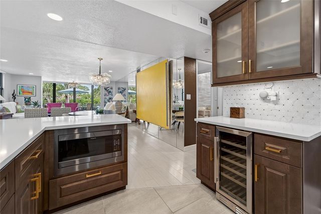 513 BAYPORT WAY 513, Longboat Key, FL 34228