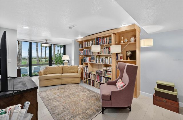 513 BAYPORT WAY 513, Longboat Key, FL 34228