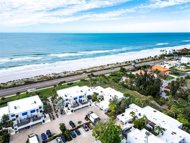 513 BAYPORT WAY 513, Longboat Key, FL 34228