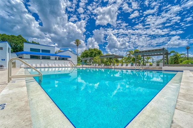 513 BAYPORT WAY 513, Longboat Key, FL 34228